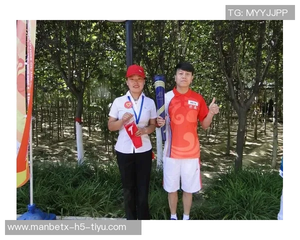 古德温赛后狼性十足狄龙模仿狗叫引发全场欢笑 古德温赛后狼性十足狄龙模仿狗叫引发全场欢笑