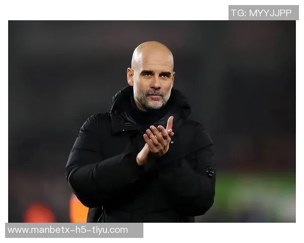 曼城失球引发瓜迪奥拉怒火攻心狂砸替补席座椅面红耳赤