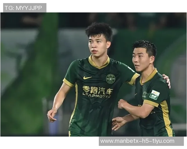 浙江队近三次中超对阵泰山遭遇惨败每场至少失三球的尴尬纪录