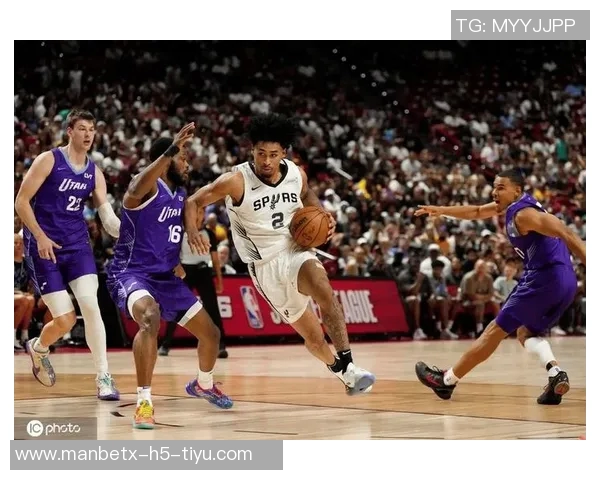 爵士与马刺激战全场罚球大战共计79次罚球成比赛关键因素